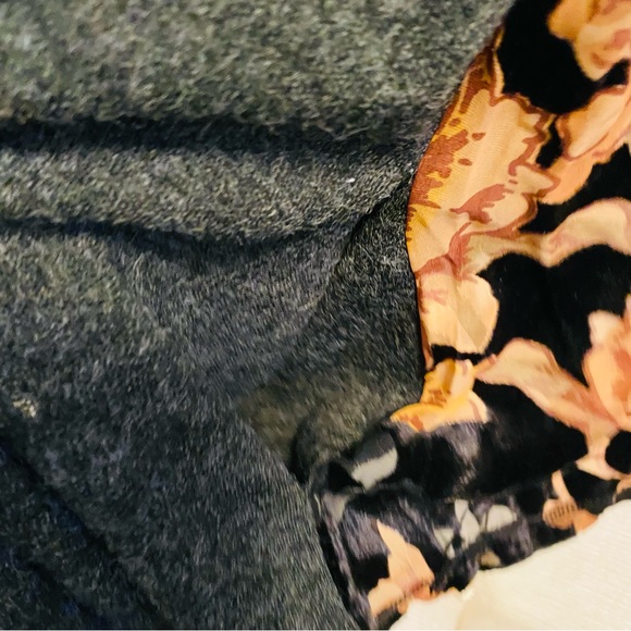 MYSTREE Gray Open Cardigan with Orange Floral Burnout Back Panel - Picture 3 of 7